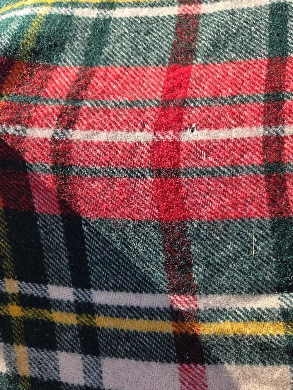 Vintage L.L. Bean Wool Tartan Plaid Blanket Red Green Cabin Cottage